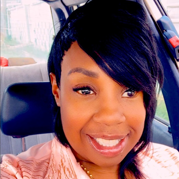 Meet your Posher, Okela - Picture 1 of 1